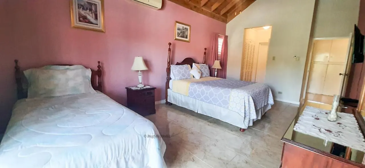 Homestay Jamaica Extended Stay / Golf Veiw Villa Montego Bay Jamaica