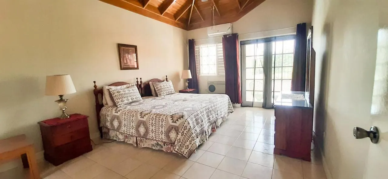 Jamaica Extended Stay / Golf Veiw Villa Montego Bay